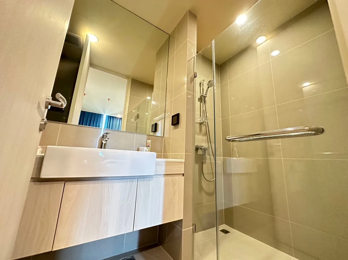 Property photos for Noble Recole