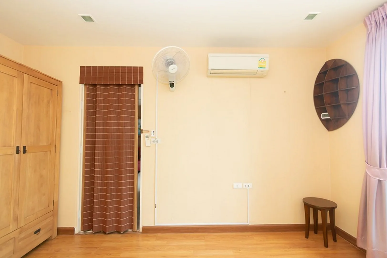 Property photos for Wish @ Samyan