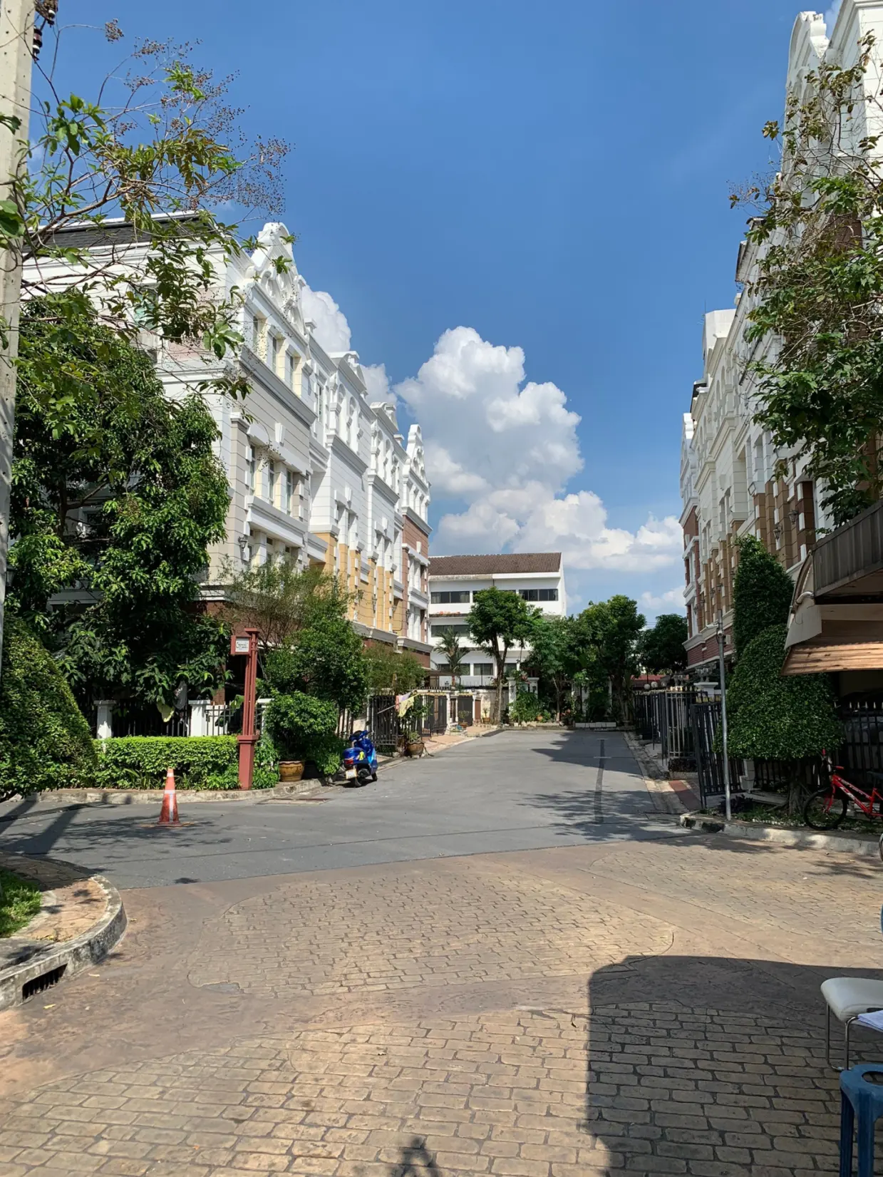 Property photos for Townhouse Soi Santi Suk