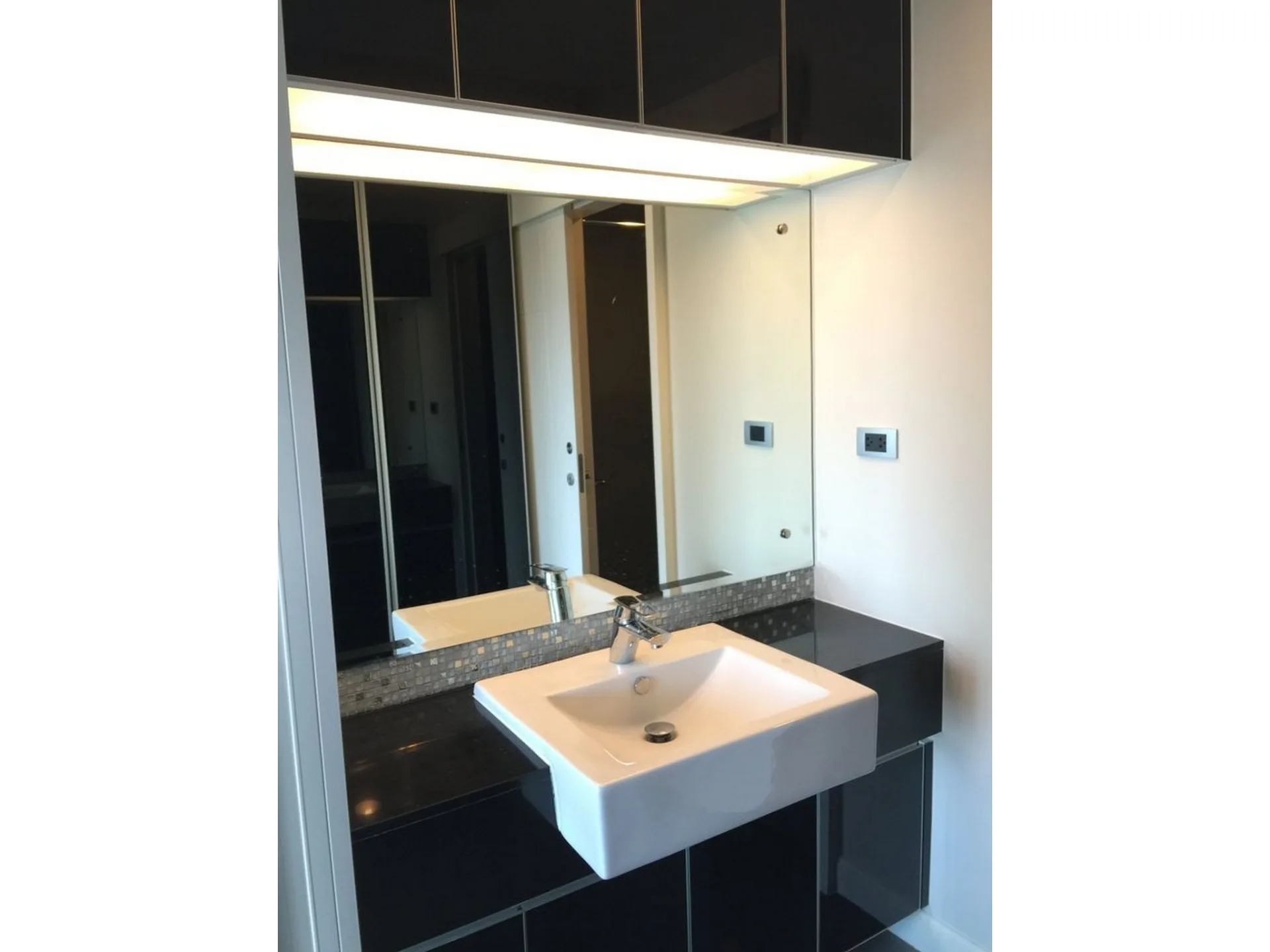 Property photos for The Crest Sukhumvit 34