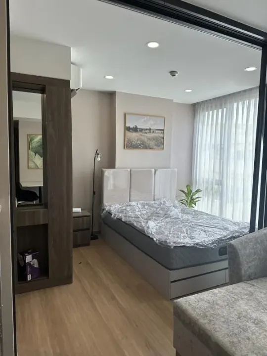 Property photos for Lloyd Soonvijai-thonglor
