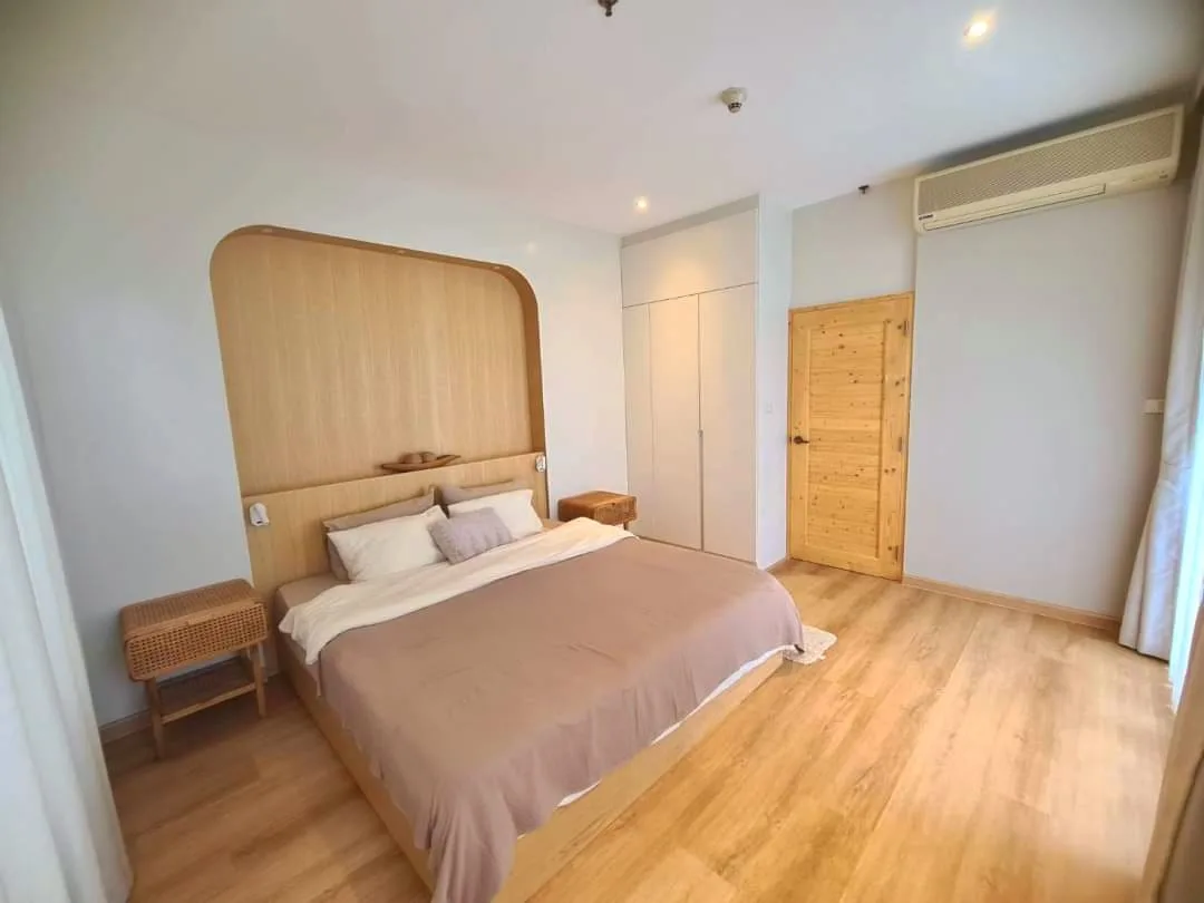 Property photos for Villa Rachatewi