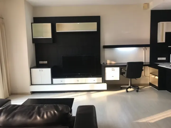 Property photos for Noble Remix