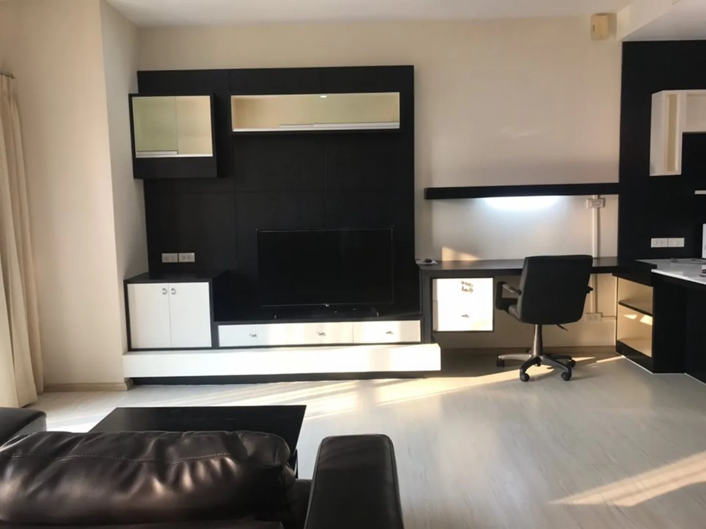 Property photos for Noble Remix