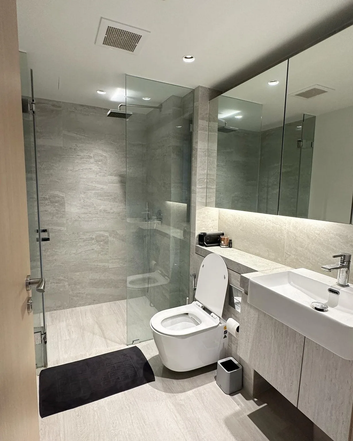 Property photos for The Lofts Silom