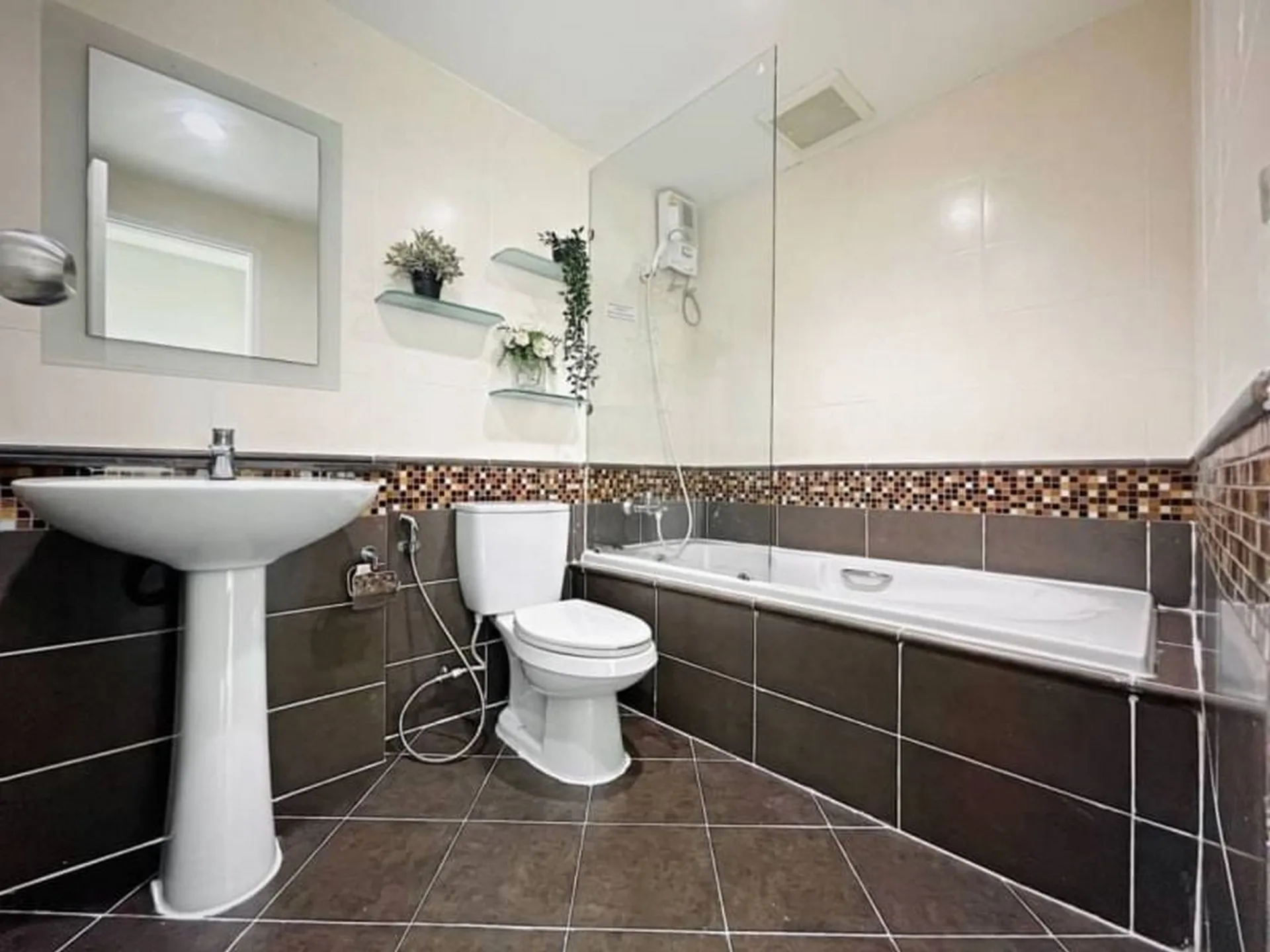 Property photos for The Waterford Sukhumvit 50 Onnut