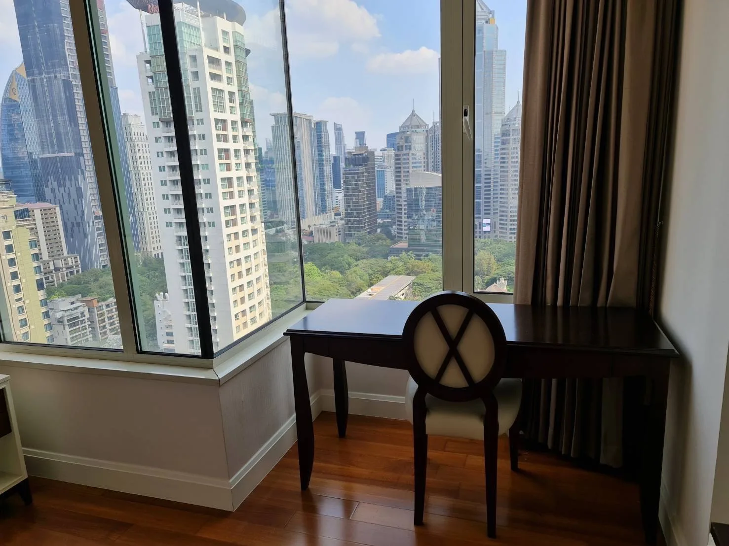 Property photos for Q Langsuan