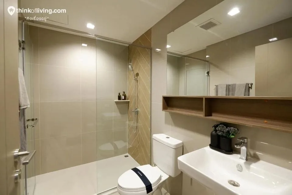 Property photos for THE LINE Phahonyothin Park