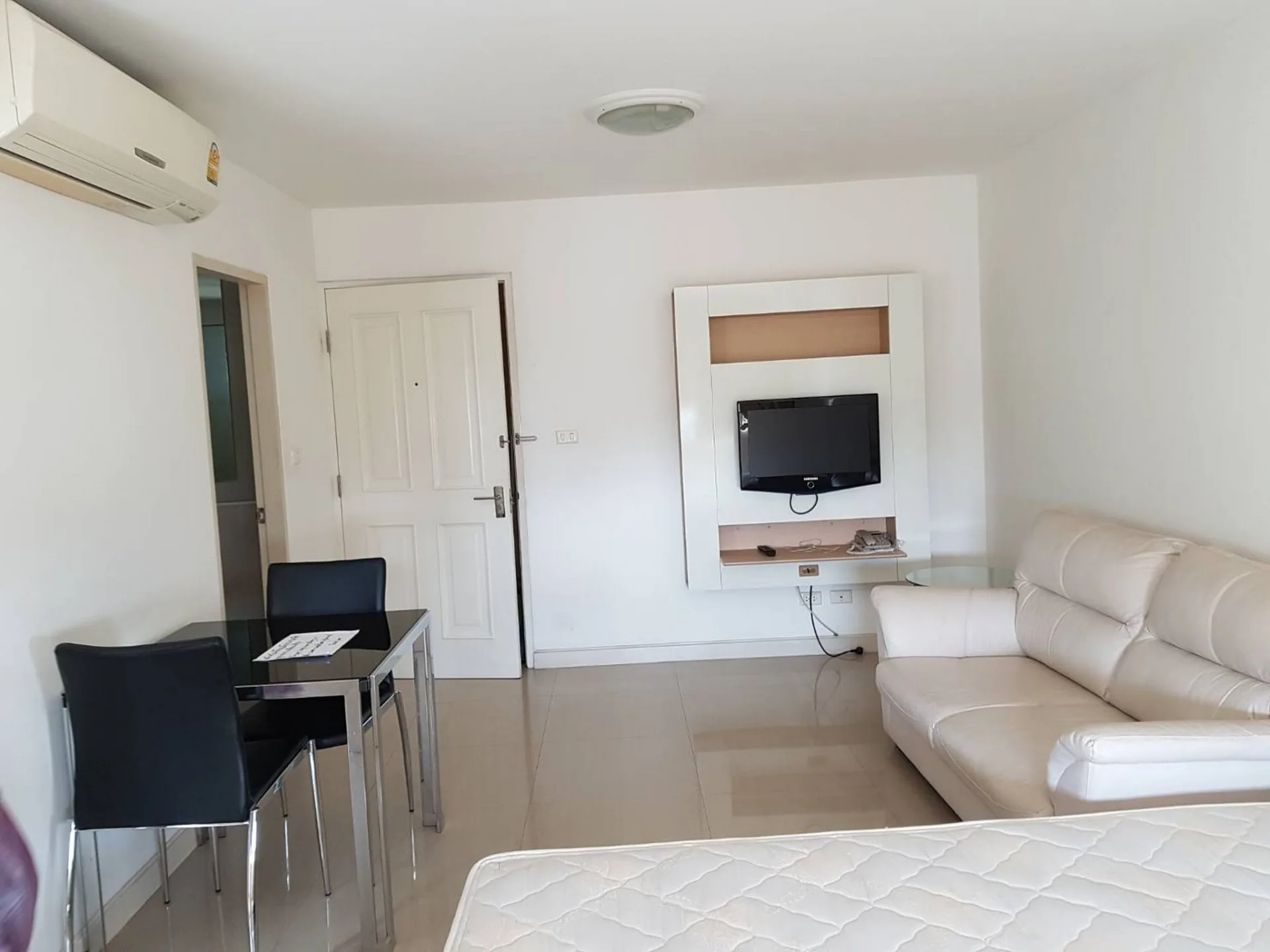Property photos for Plus 38 Hip