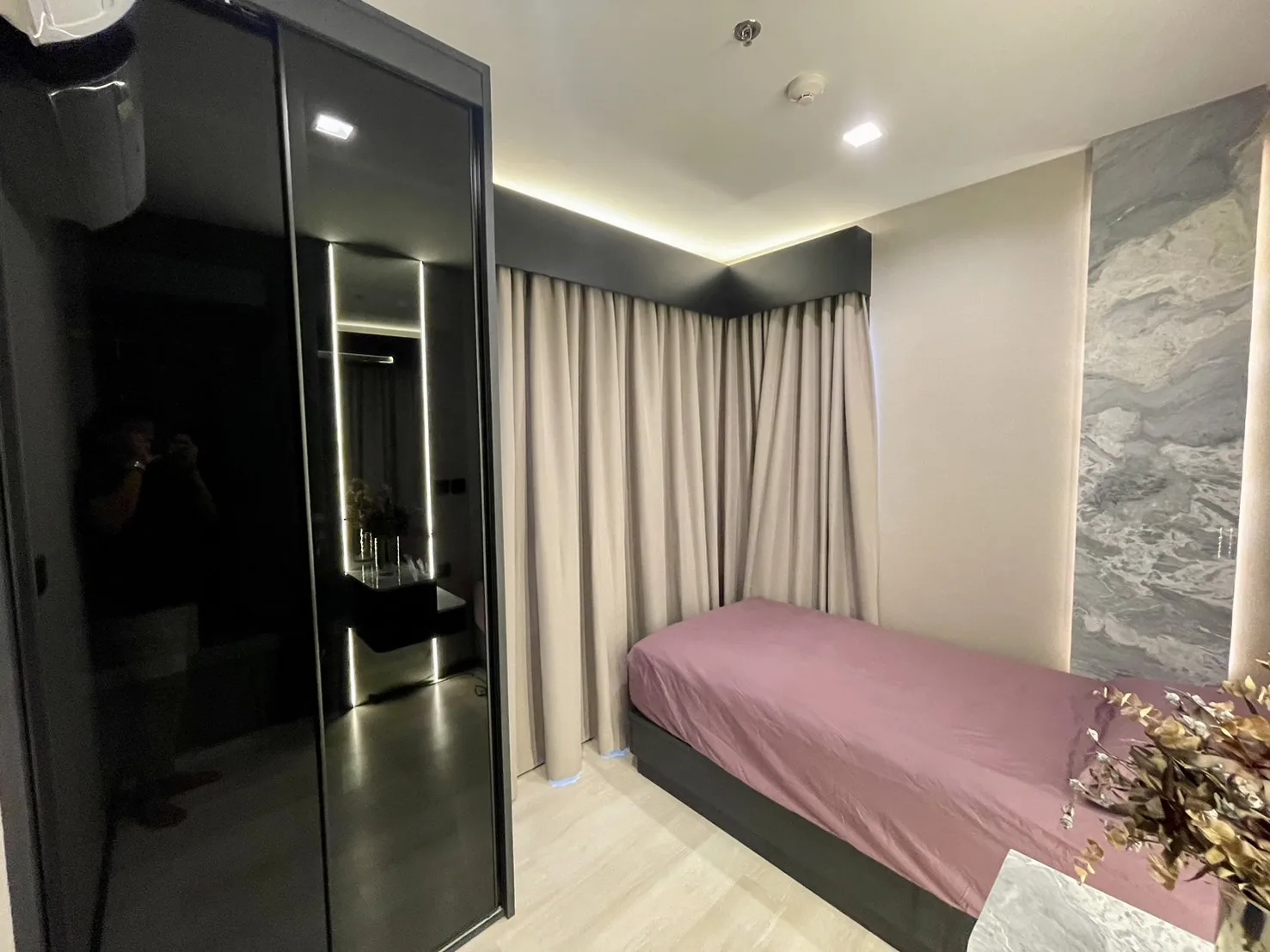 Property photos for Life One Wireless