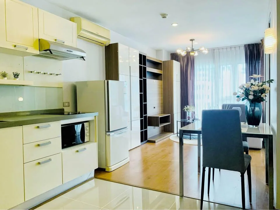 Property photos for Tourmaline Gold Sathorn - Taksin