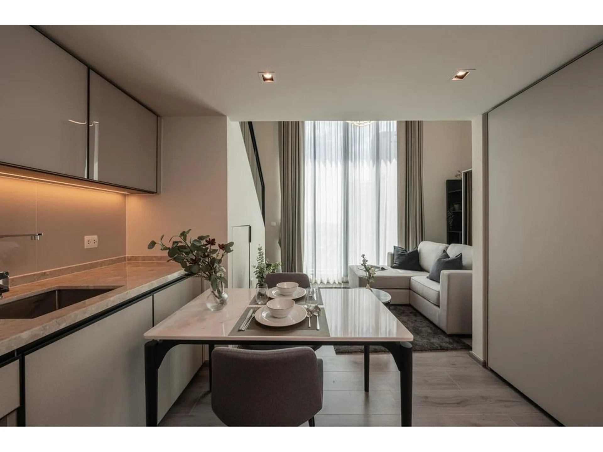 Property photos for The Reserve Phahol - Pradipat