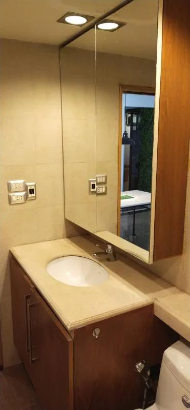Property photos for Beverly Tower Condo