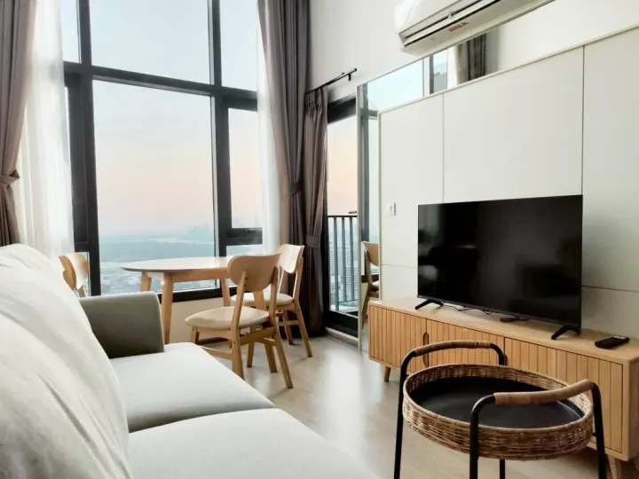 Property photos for Life Rama 4 - Asoke