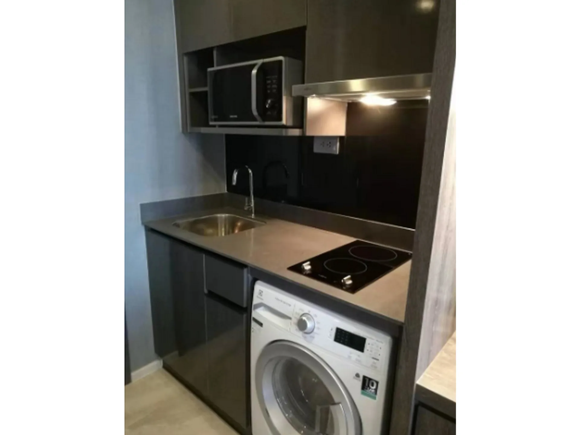 Property photos for Ashton Asoke