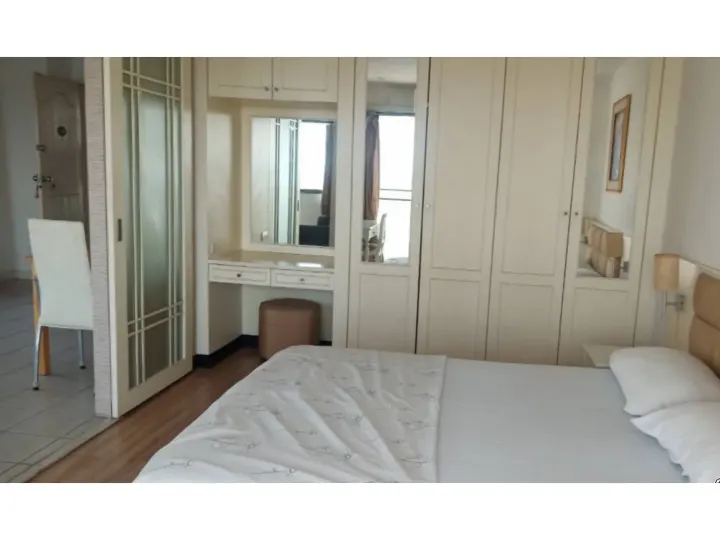 Property photos for 38 Mansion