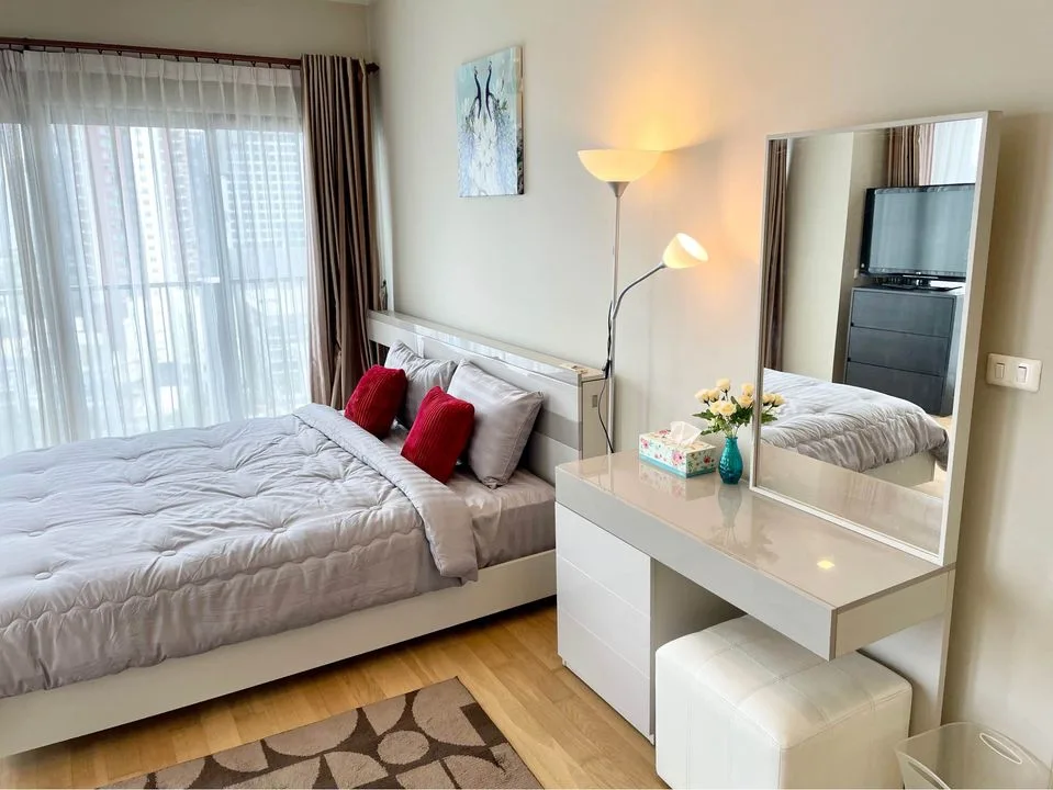 Property photos for Noble Reveal