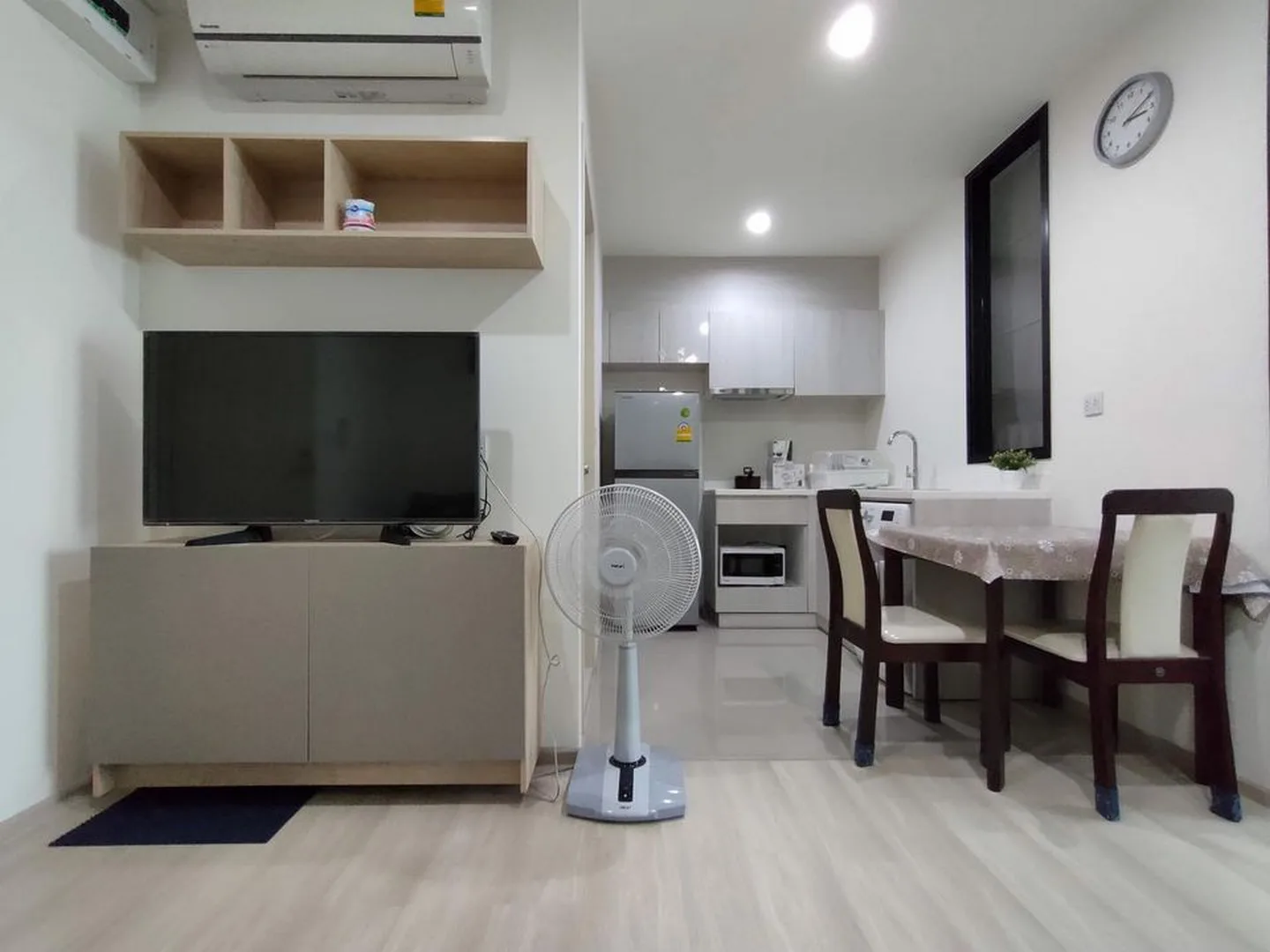 Property photos for Life Asoke
