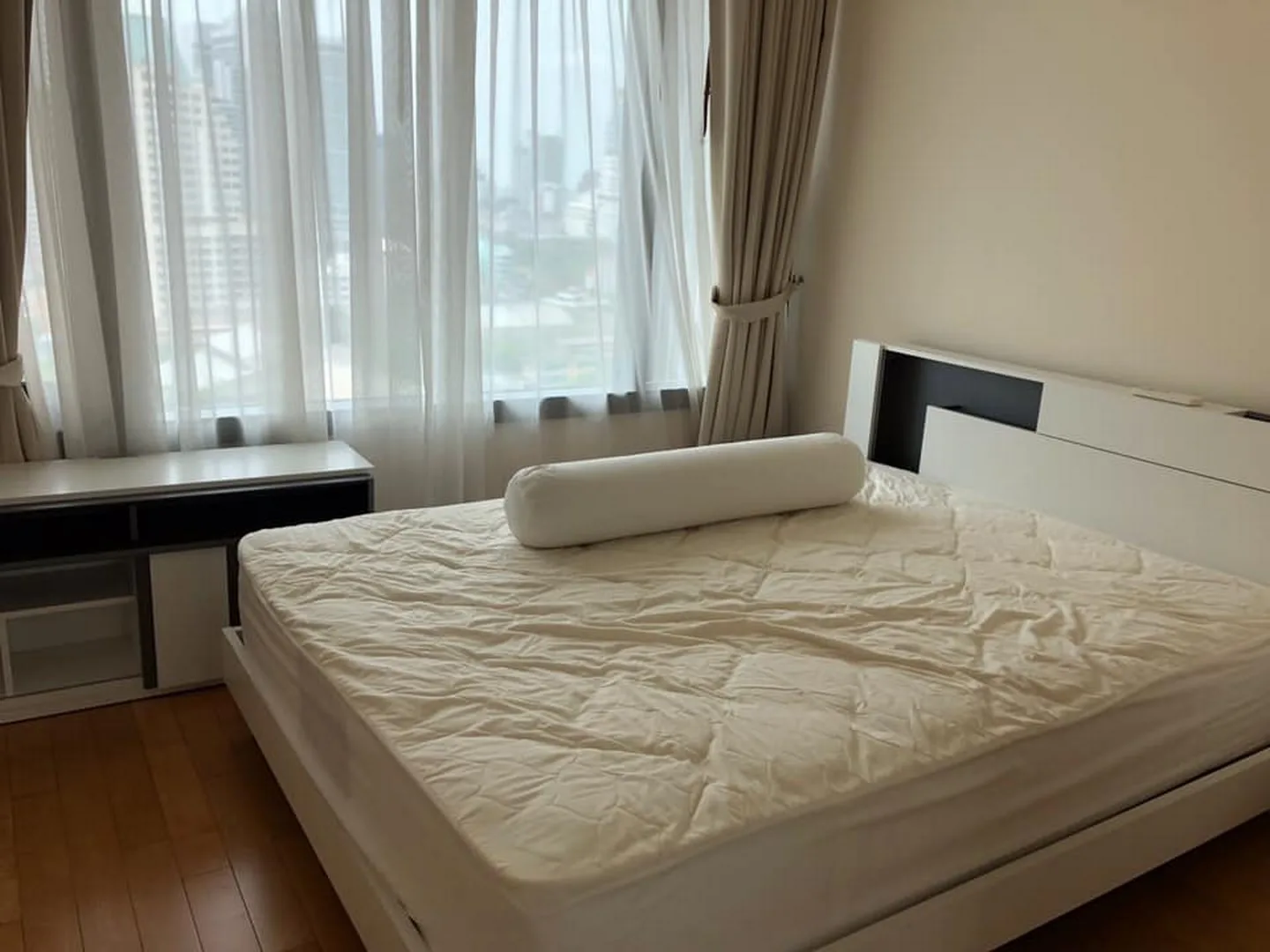 Property photos for Aguston Sukhumvit 22