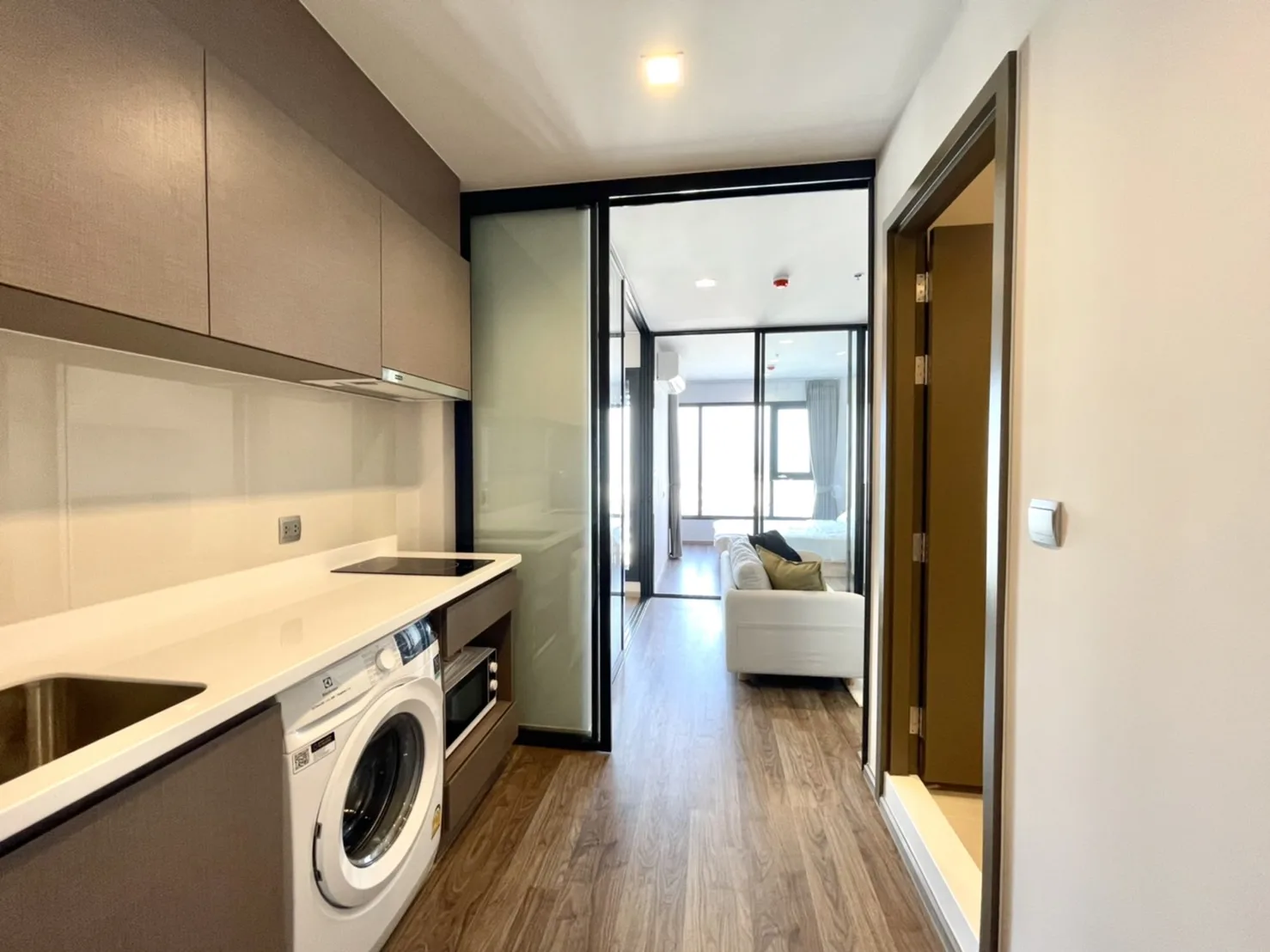 Property photos for Life Ladprao Valley