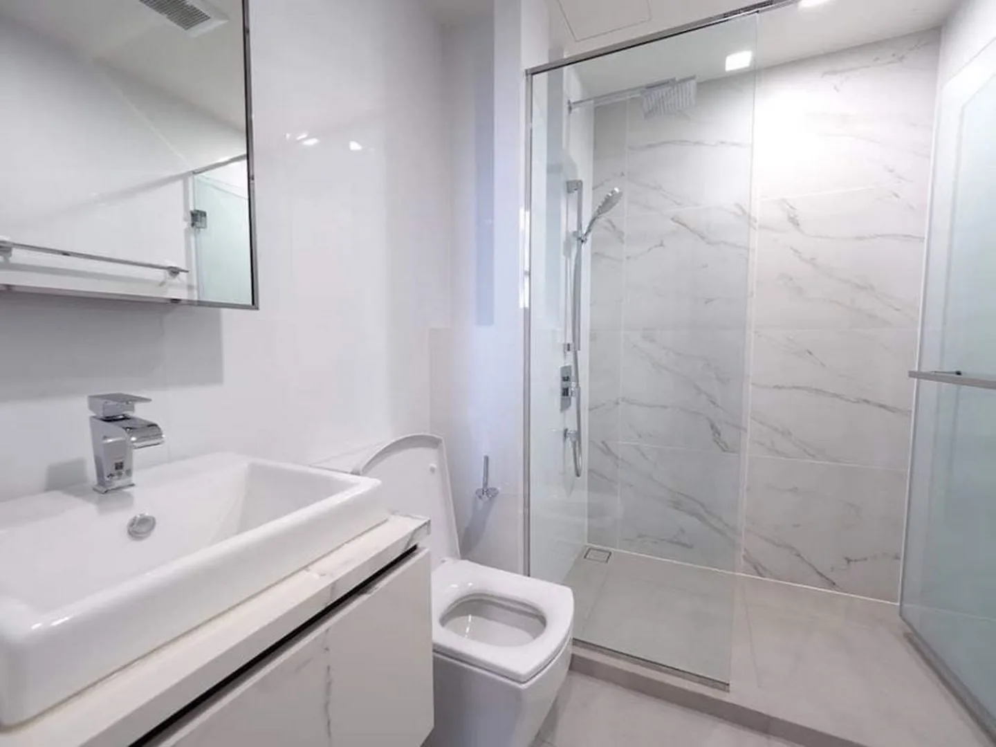 Property photos for The Line sukhumvit 101