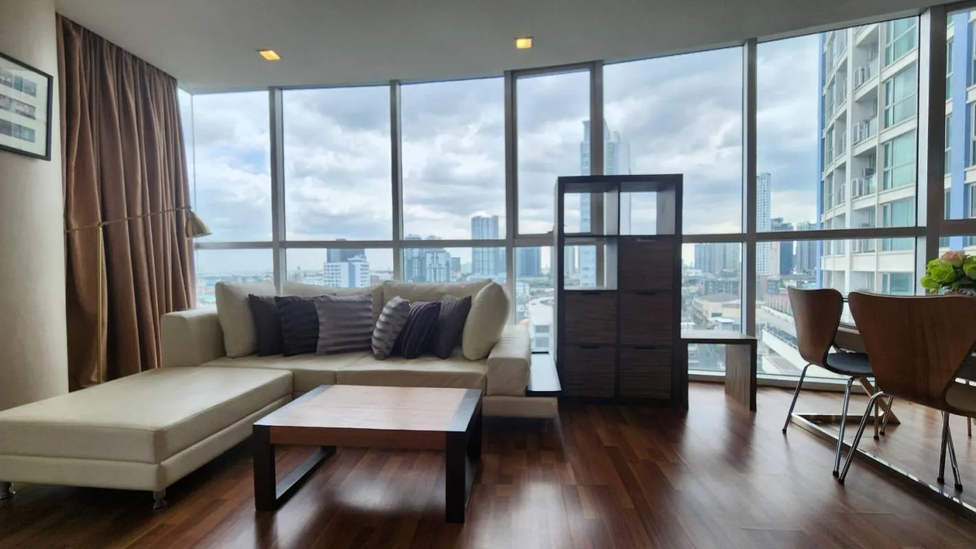 Property photos for Le Luk