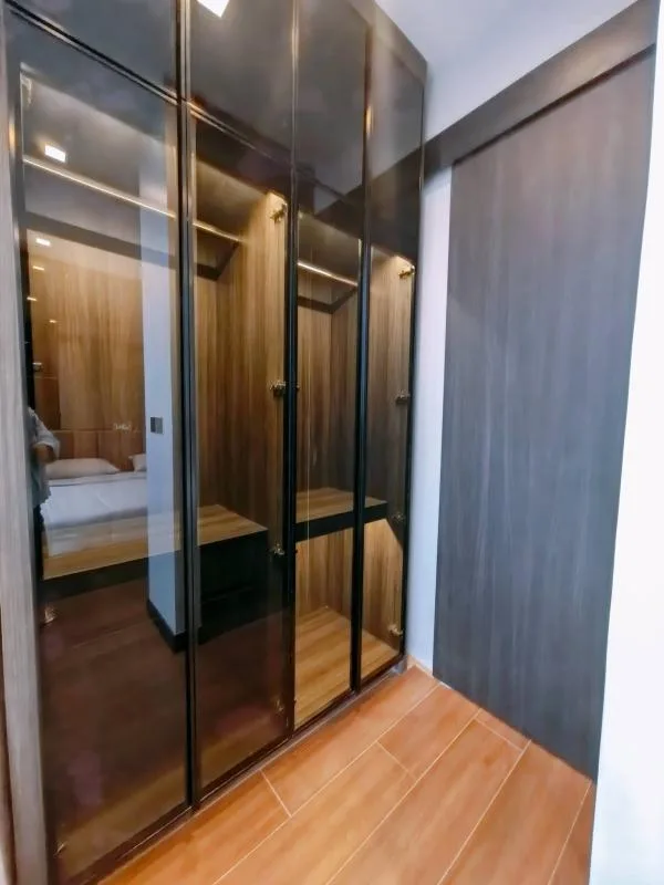 Property photos for Noble Around Ari