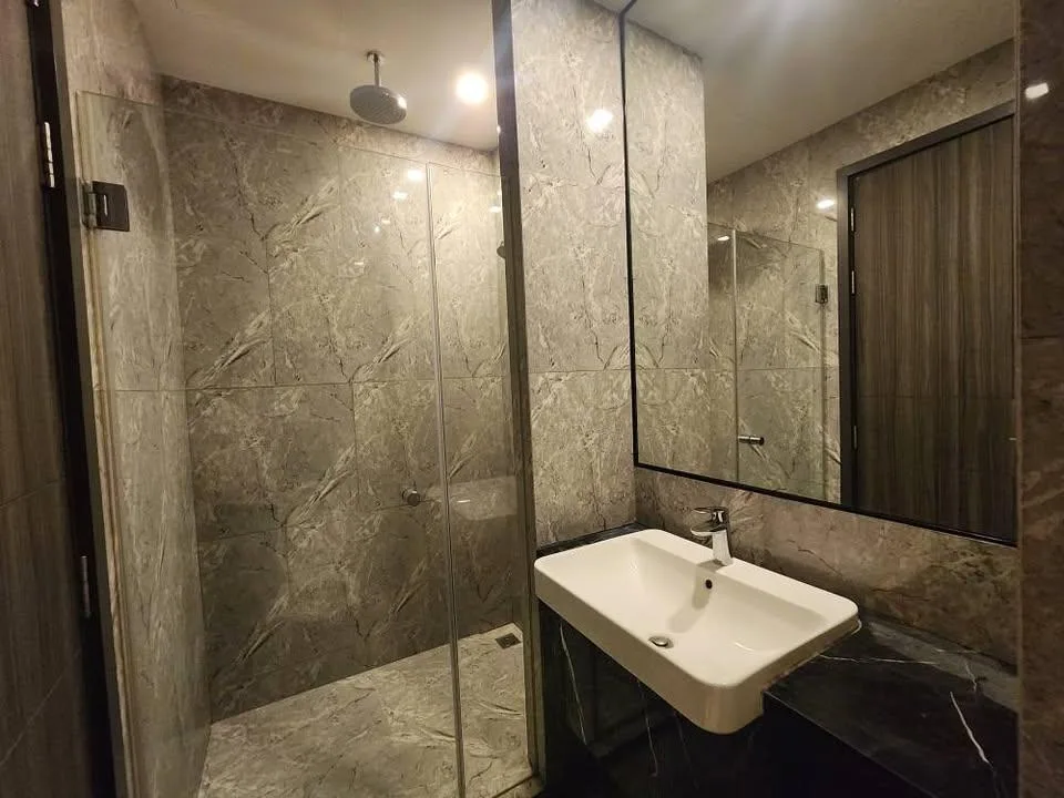 Property photos for Ashton Asoke