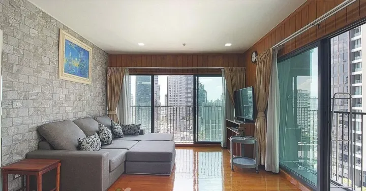 Property photos for Noble Remix