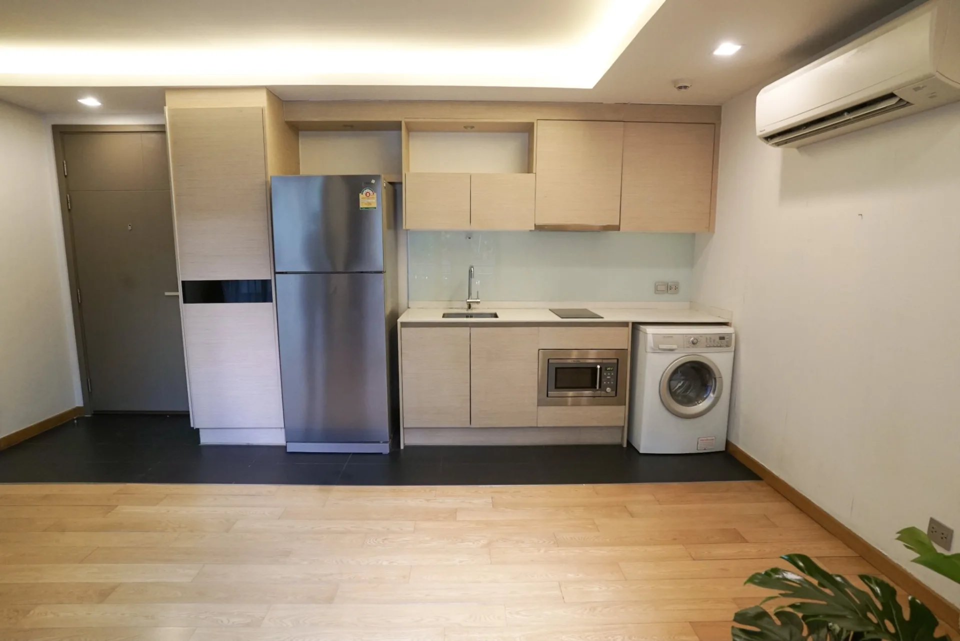 Property photos for Via Botani