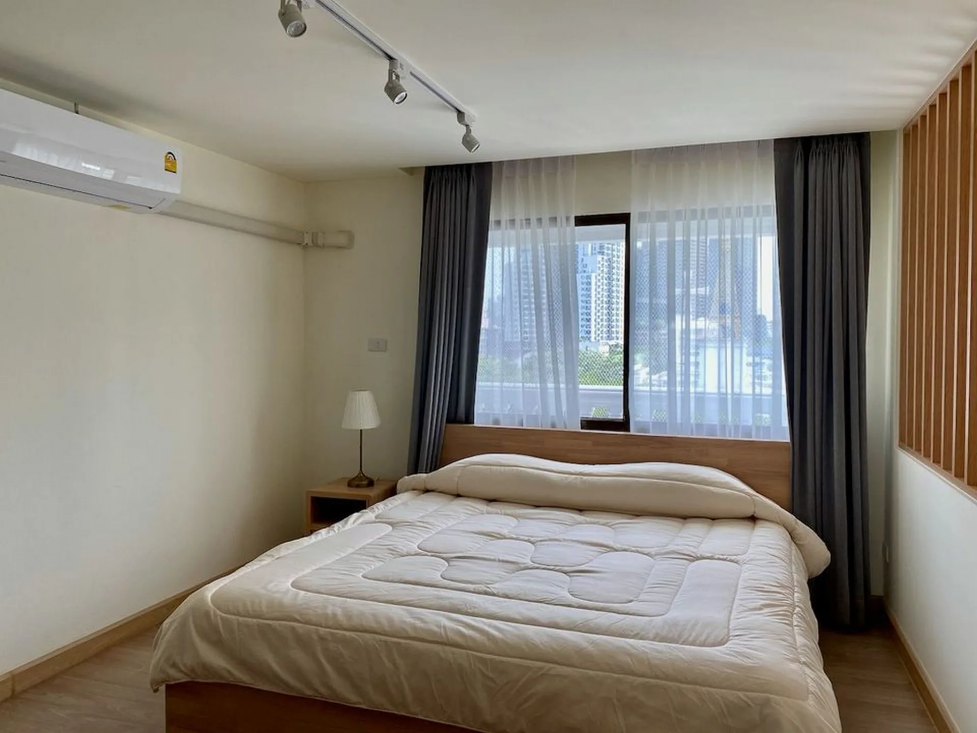 Property photos for 38 Mansion