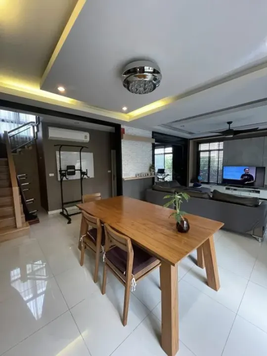 Property photos for The Palm Pattanakarn