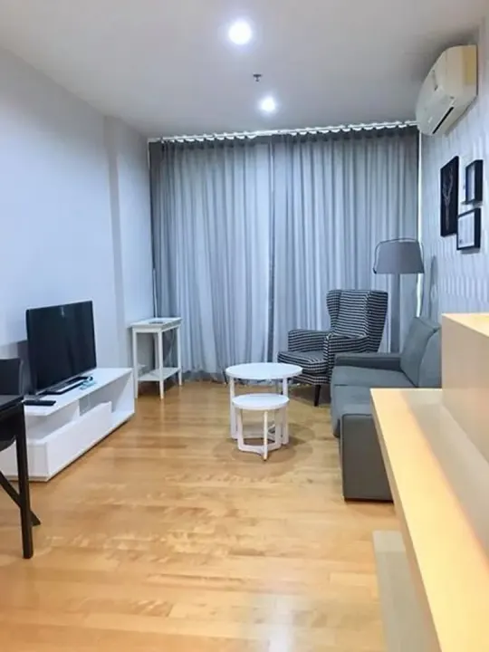 Property photos for Villa Rachatewi