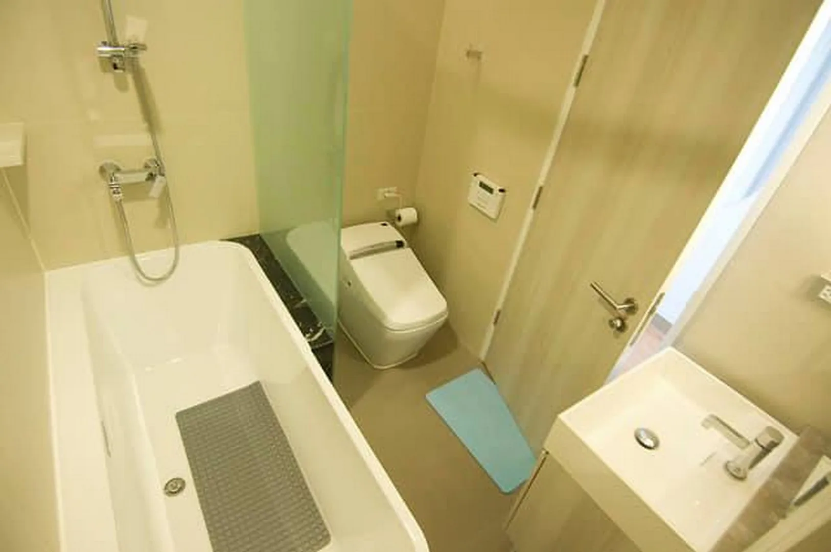 Property photos for The Lumpini 24