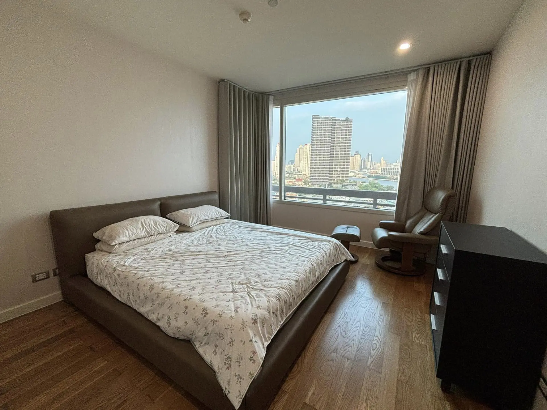 Property photos for Watermark Chaophraya River