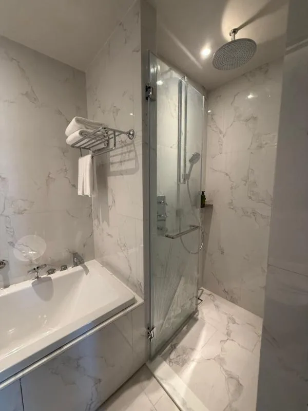 Property photos for La Clef / The Residences 38