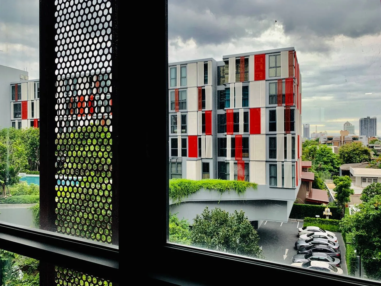 Property photos for Taka Haus Ekamai 12