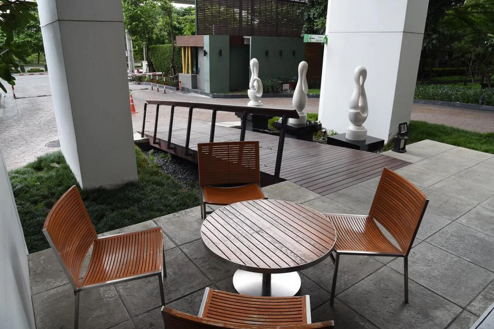 Property photos for The Parkland Taksin - Thapra