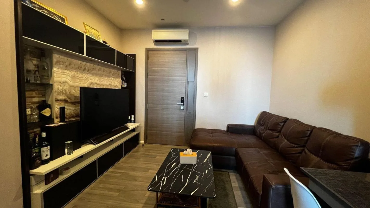 Property photos for The Room Sukhumvit 69