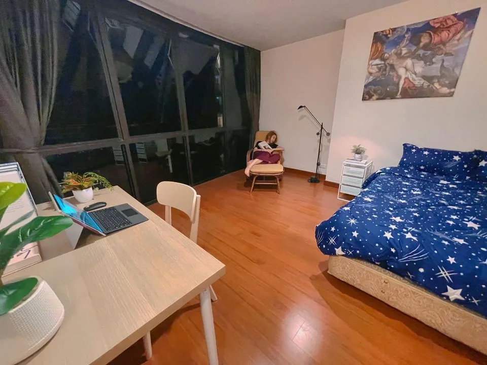 Property photos for The Royal Place 1
