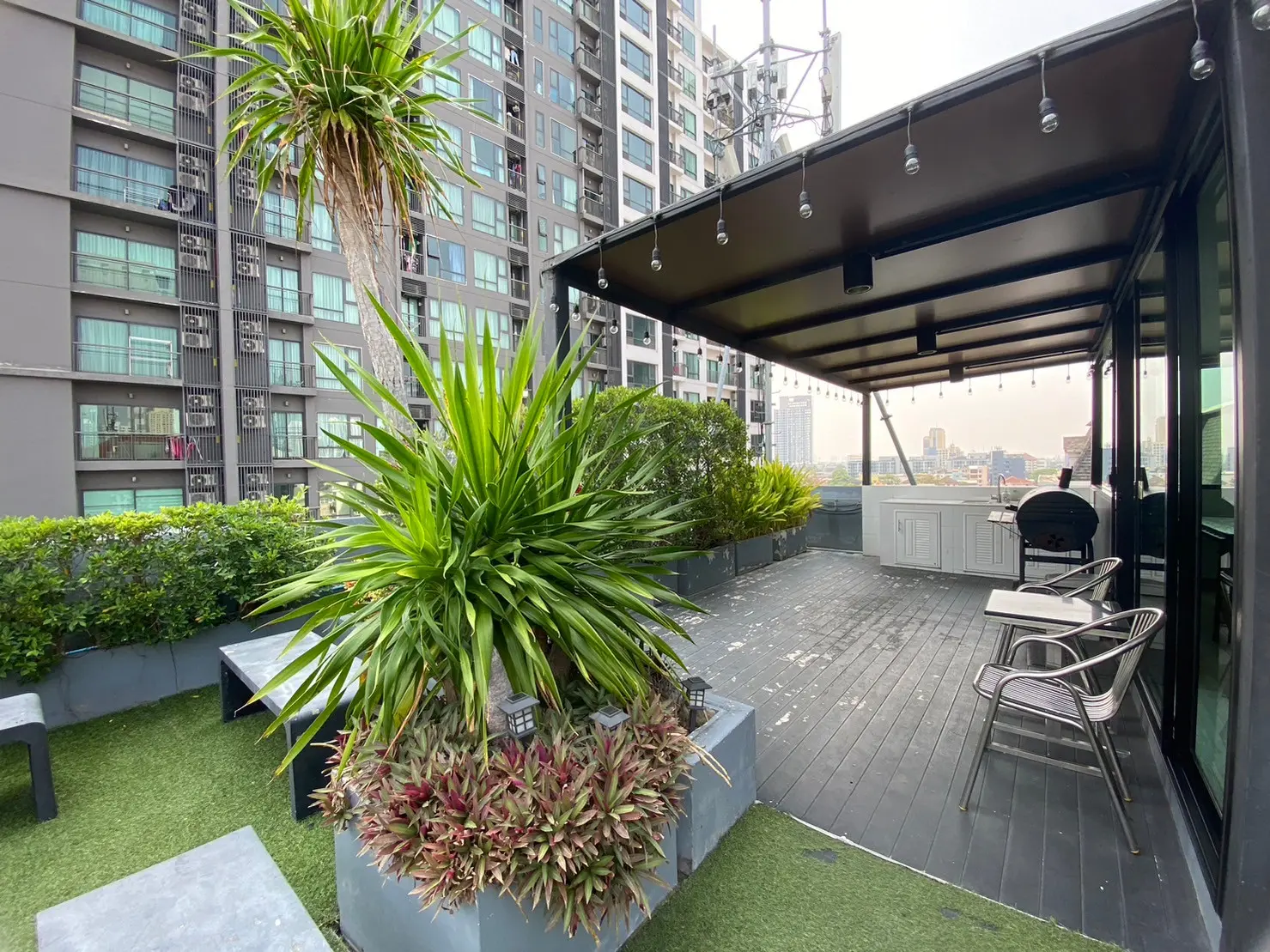 Property photos for Quad Sukhumvit 36 Serviced Apartment