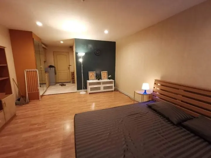 Property photos for Silom Terrace