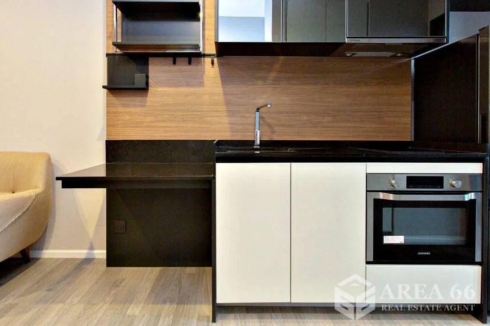 Property photos for The Room Sathorn - St.Louis