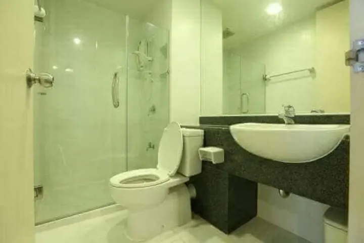 Property photos for The Parkland Taksin - Thapra