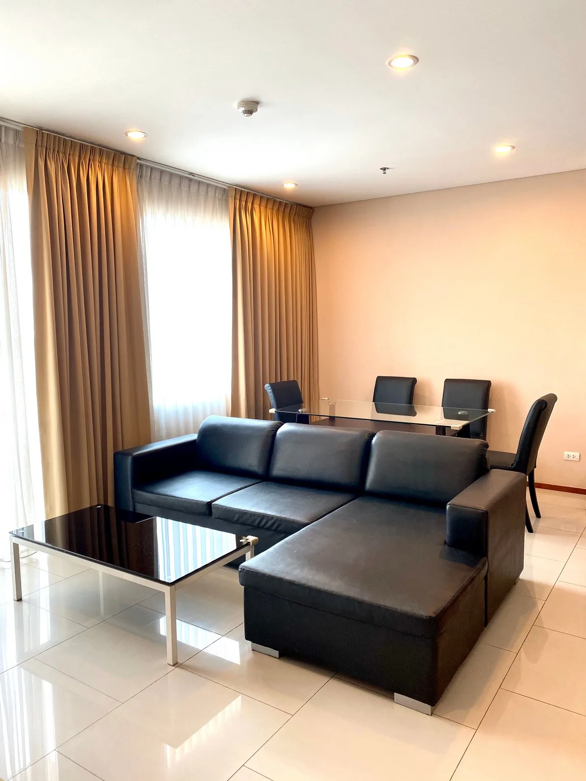 Property photos for Villa Sathorn