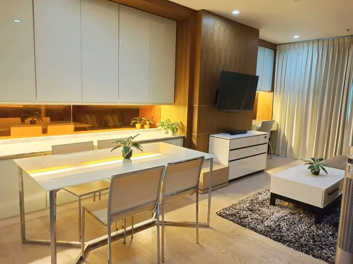 Property photos for Noble Remix