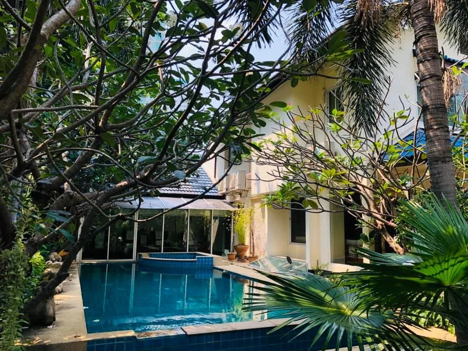 Property photos for Single House Suk 31 Yeak 4