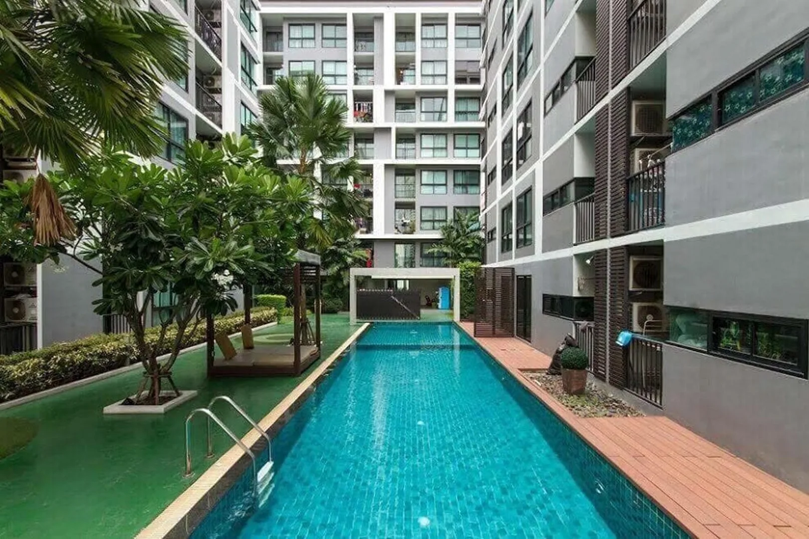 Property photos for Metro Sky Ratchada