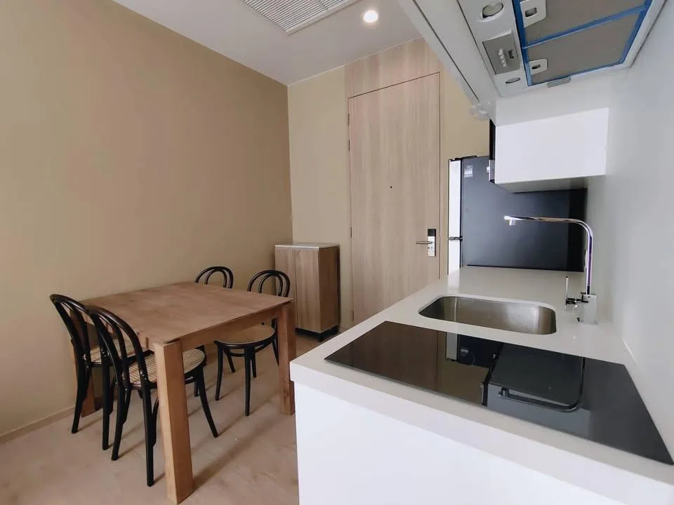 Property photos for Noble BE19