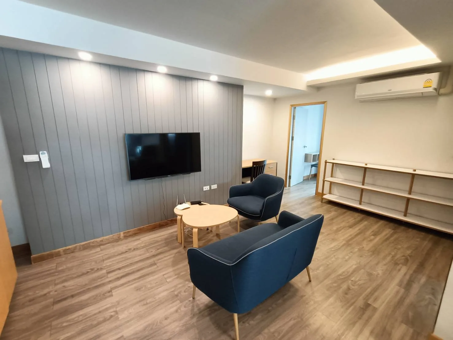 Property photos for Lily House